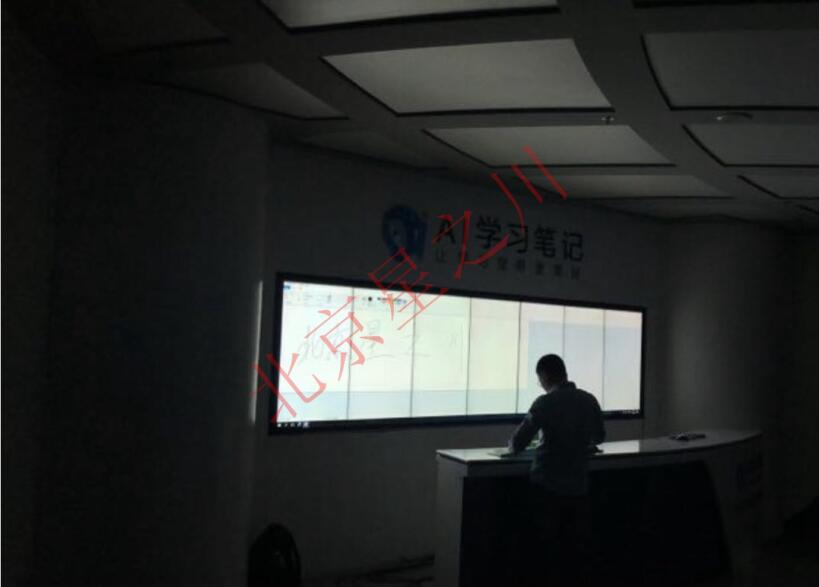 临沂中印国际软件园采用我司43寸 55寸 55寸拼接1X4，1X7(图5)